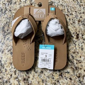 Mens size 9 Reef Draftsmen sandals/flip flops